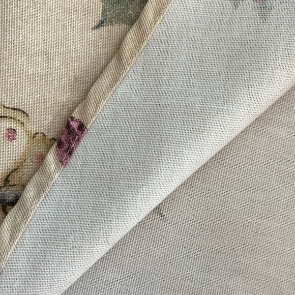 Flowers, Butterflies, Dragonflies, and Ladybugs Oval Tablecloth - Picture 3 of 8